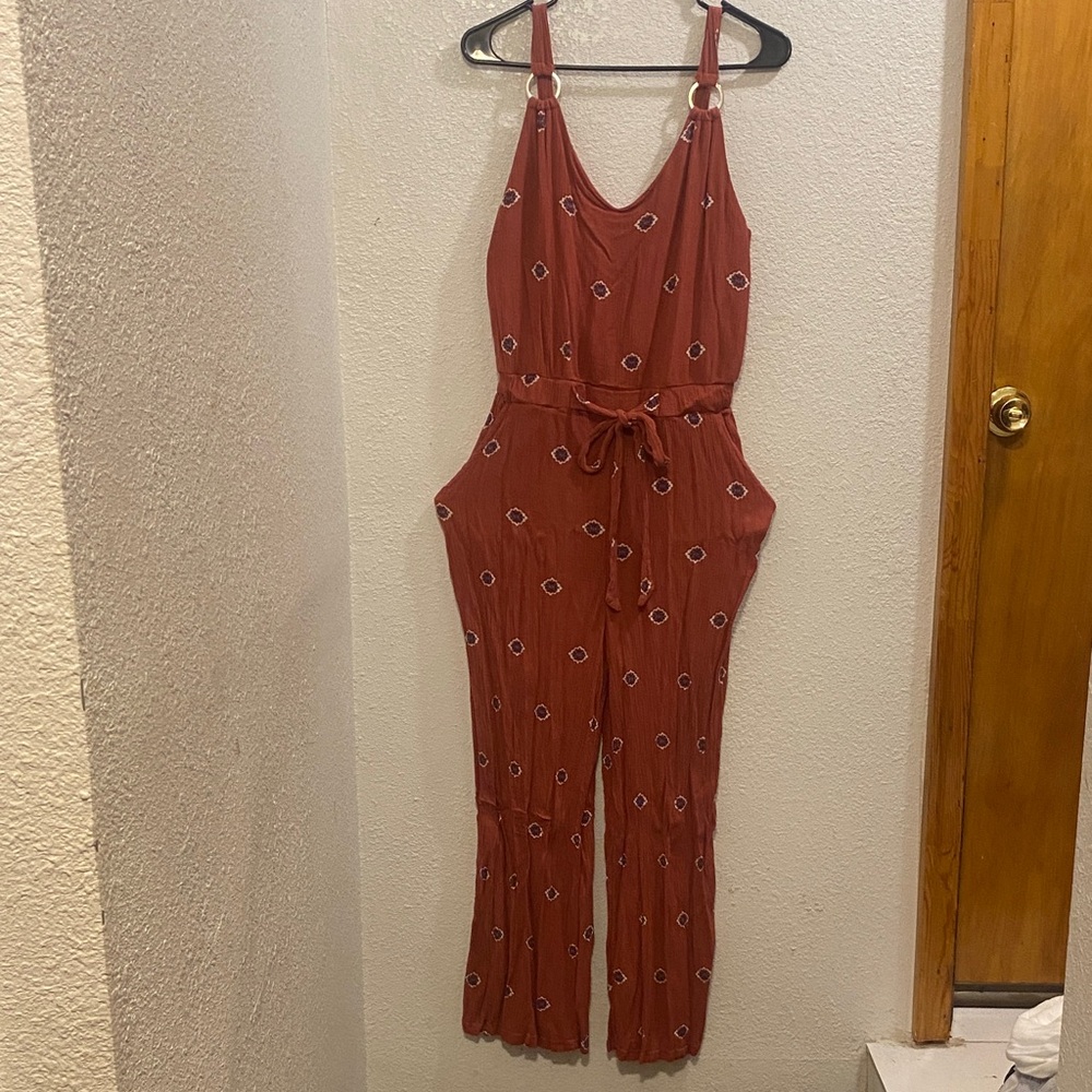 Elegant Rust Patterned Jumpsuit